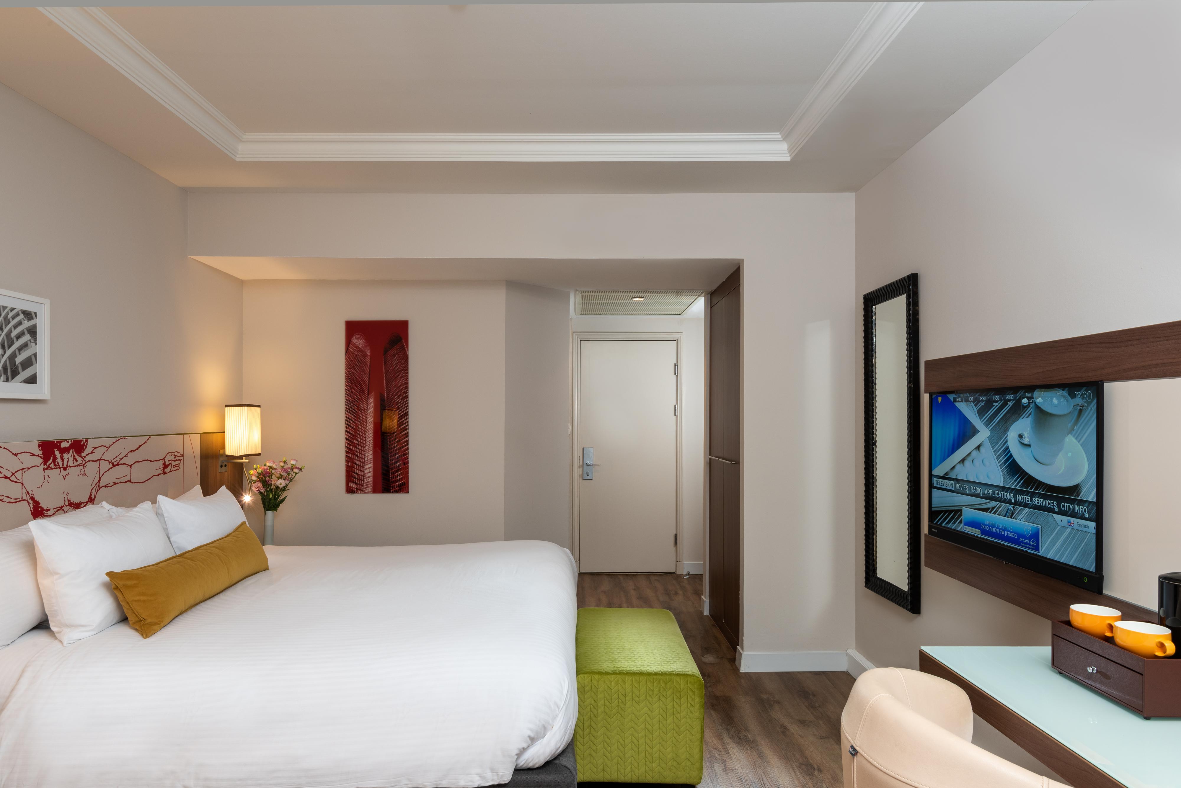 Leonardo City Tower Hotel Tel Aviv Giv'atayim Exteriör bild